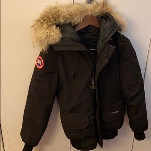 Canada Goose bomber winter jacket